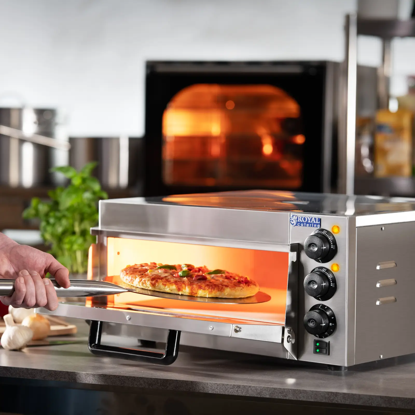 Piec do pizzy - z płytą szamotową - 1 komora - 2000 W - Royal Catering 