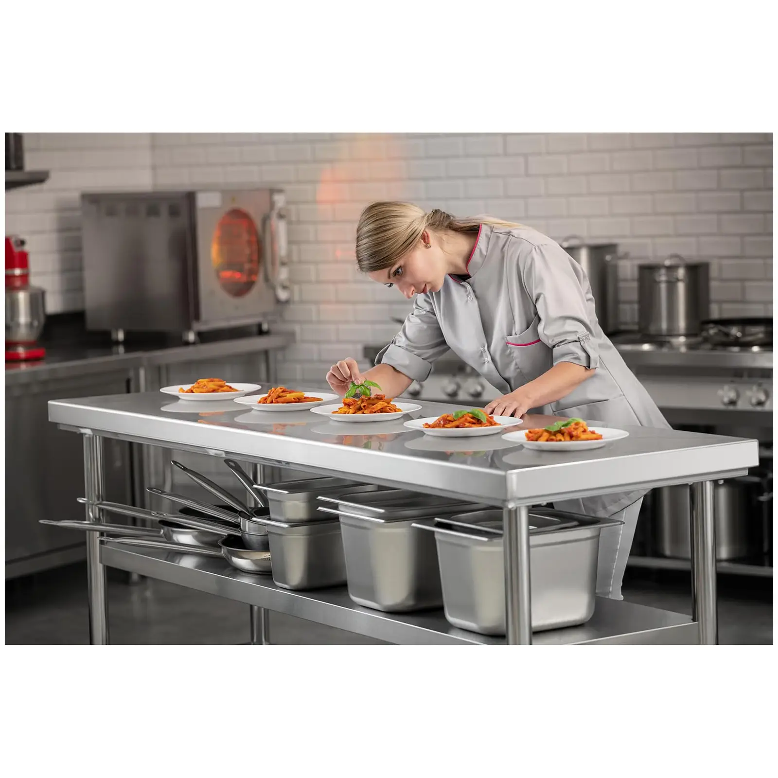 Pracovní stůl z ušlechtilé oceli - ECO - 60 x 180 cm - 600 kg - mezipolice - Royal Catering (Počet polic: 3)