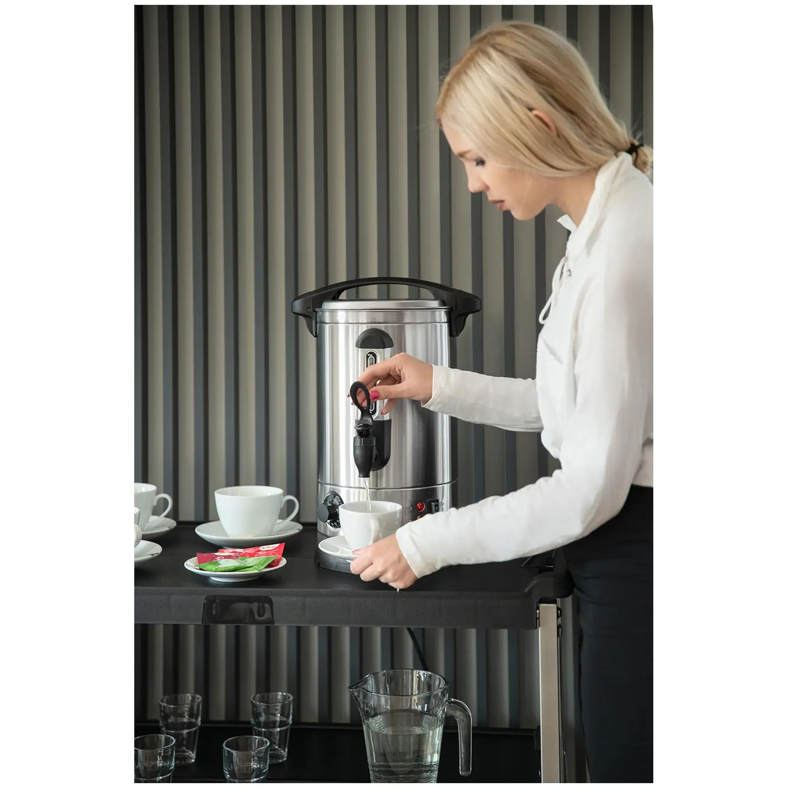 Distributeur d'eau chaude - 6,5 L - 1 500 W - double paroi (Capacité totale: 6.5 l)