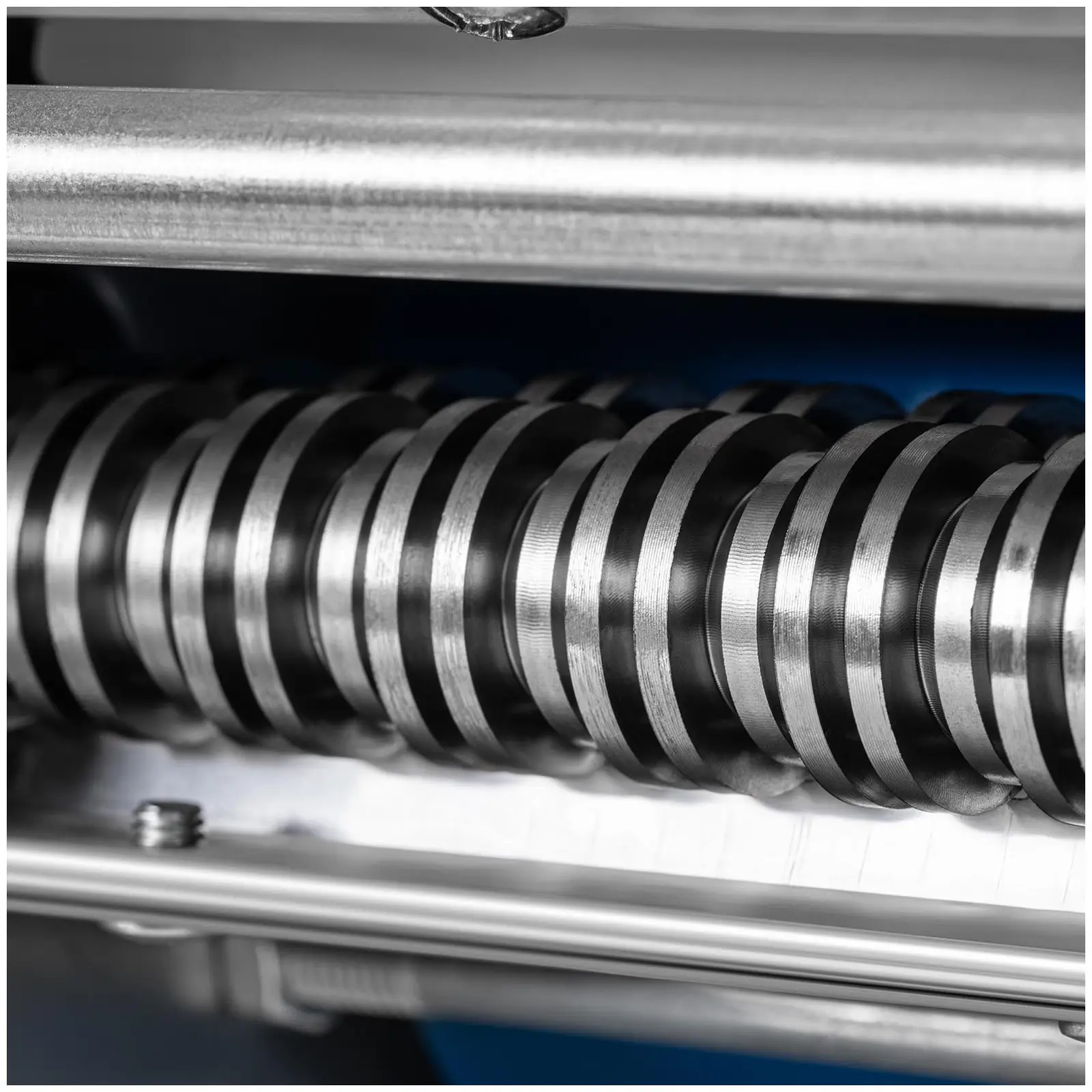 Machine à pâtes électrique - 22 cm - 1 à 14 mm (Épaisseur de la lame: 9 mm)