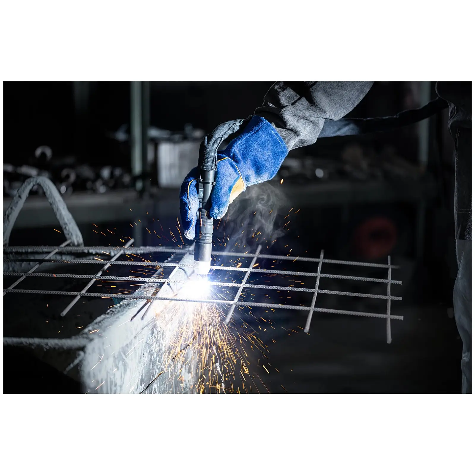 Tovar z druhej ruky CNC plazmová rezačka 125 A 400 V zapaľovanie s pilotným štartom - Tovar z druhej ruky Vybavenie dielne Stamos Selection.