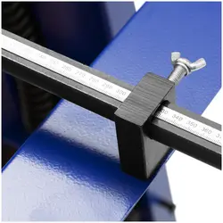 Tabuľové nožnice - so spodnou konštrukciou - nožný pedál - dĺžka strihu 1000 mm - hrúbka materiálu do 1,5 mm - zadný doraz 0 – 840 mm
