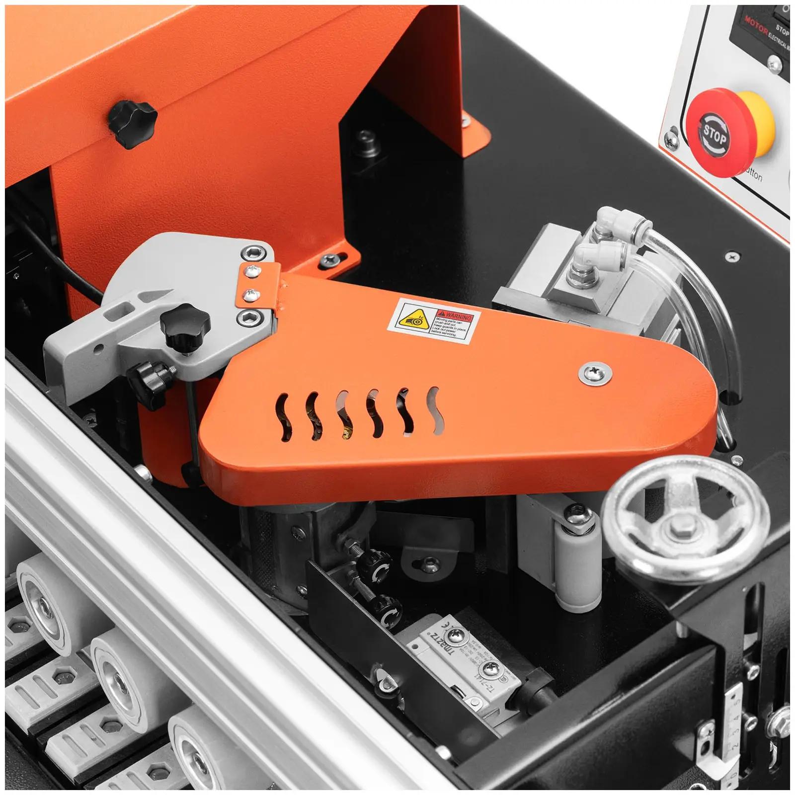 Olepovačka hran - 4 000 W - rychlost posuvu 0–10 m/min - 120–180 °C (Typ olepení hran: Rovný list)