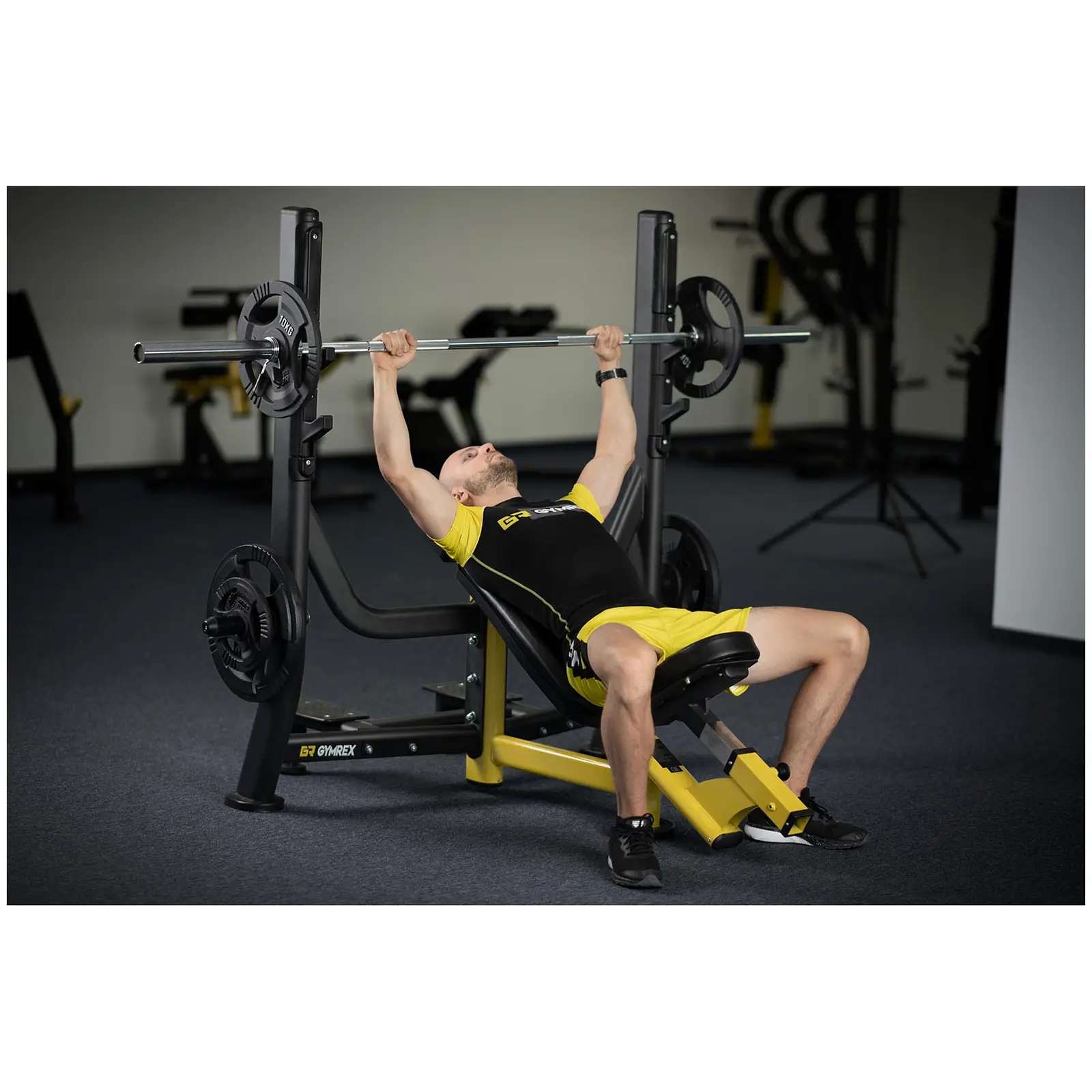 Šikmá posilovací lavice - 135 kg (Stojan na činky max.: 200 kg)