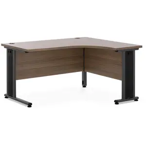 Hjørneskrivebord - 140 x 120 cm - brunt