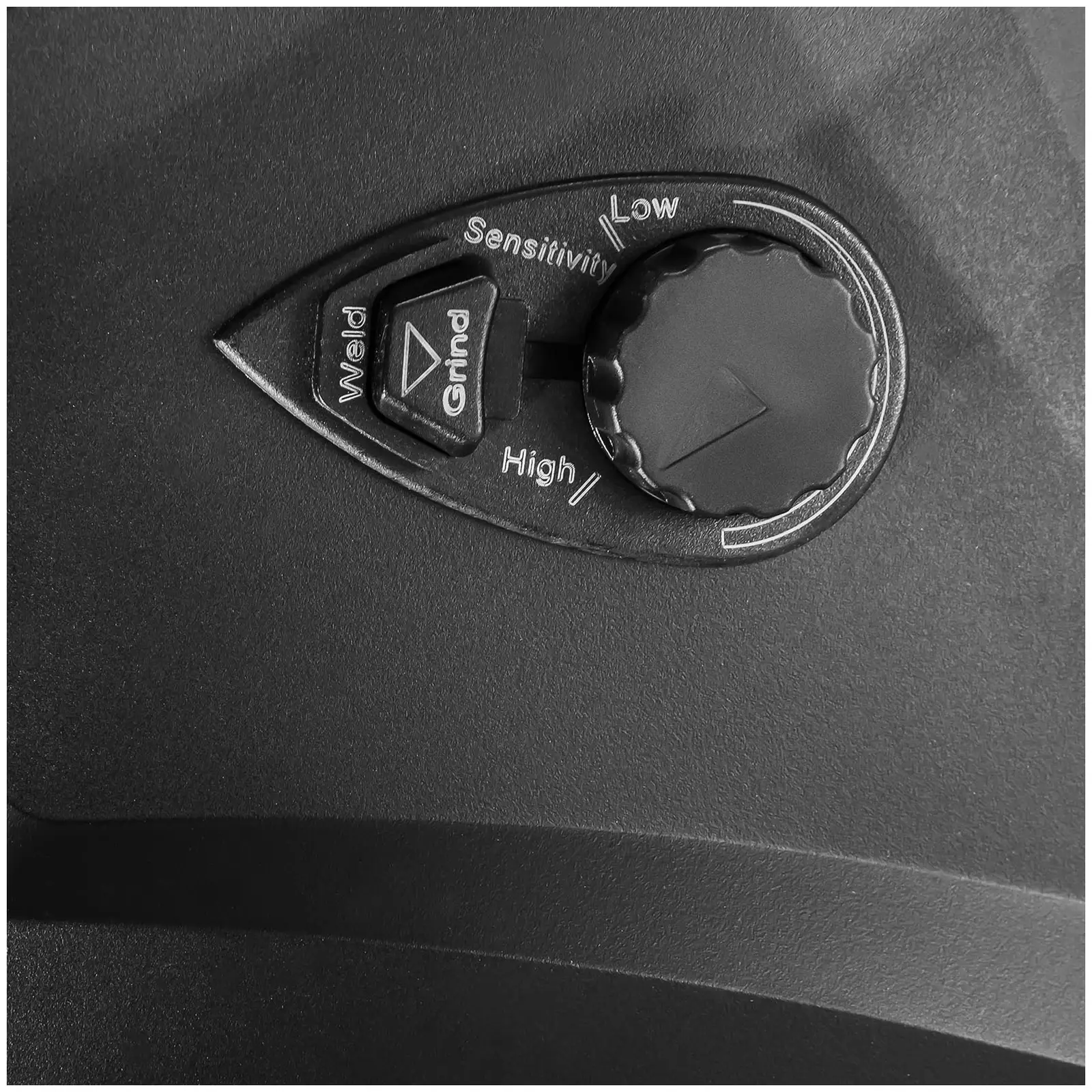 Svařovací sada - TIG svářečka - 200 A - IGBT + svářecí helma BLASTER (6)